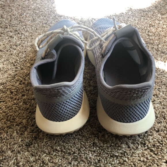 Adidas tubular running shoes - Picture 3 of 6